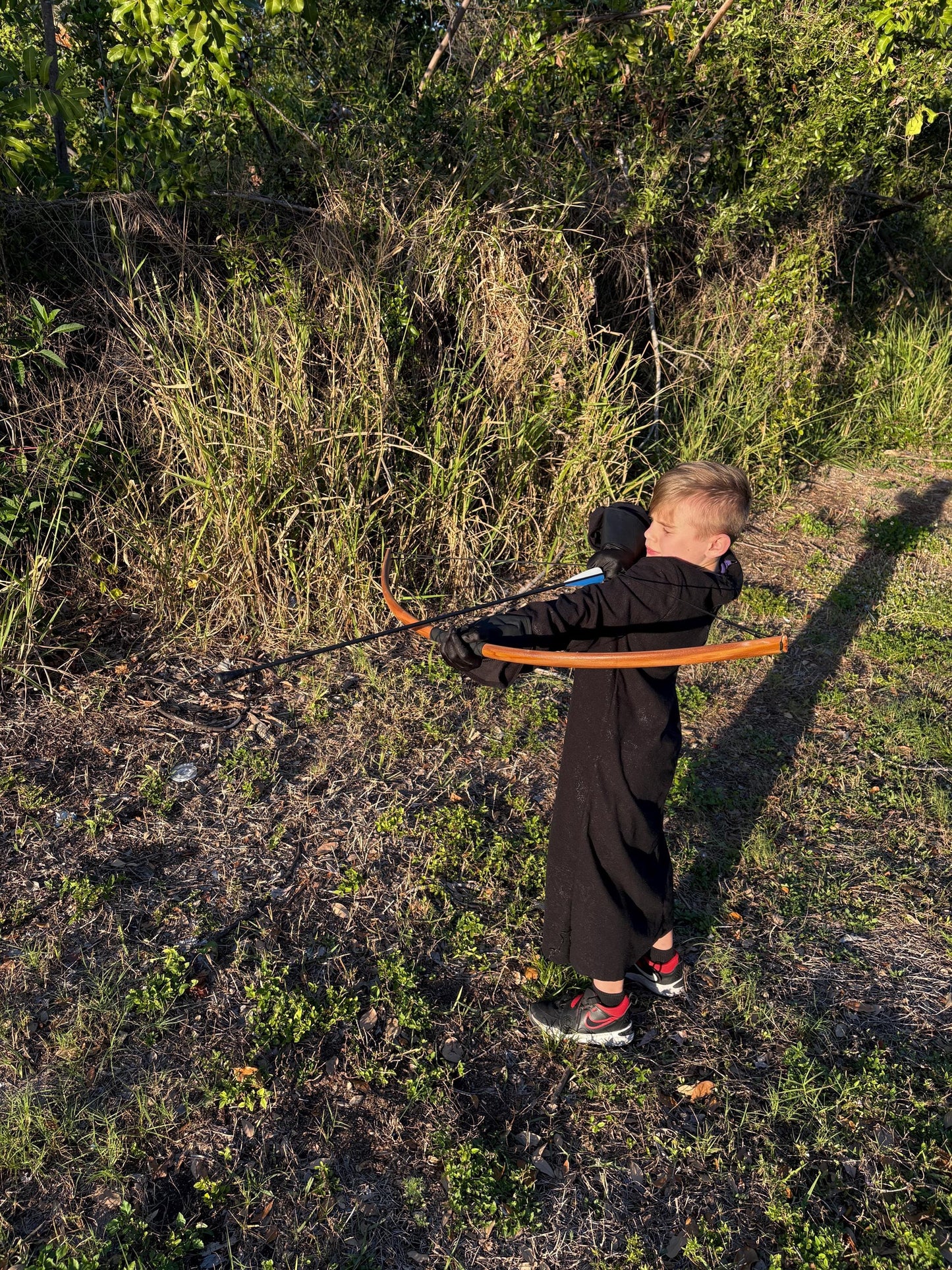 Dielast Youth Longbow – Classic Faux Wood Finish